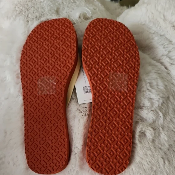 NWT Tory Burch Red and Yellow Sandals Playful Design-Size 11 - Picture 4 of 4